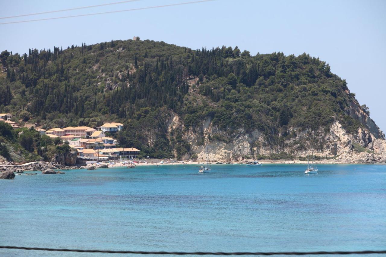 Capro - Milos Bay Villas Agios Nikitas Exterior photo